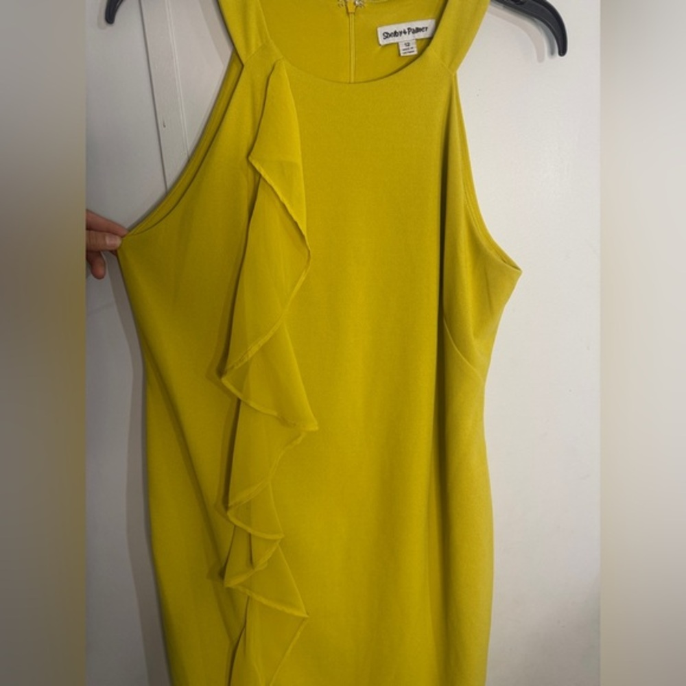 Shelby & Palmer Green and Yellow Asymmetrical Ruffled One Shoulder Dress